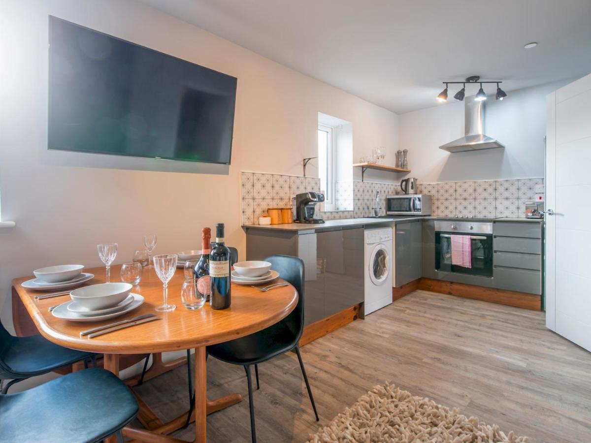Pass The Keys New Stylish & Elegant 2 Bed Apartment In The City! Cardiff Eksteriør bilde